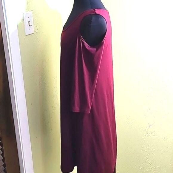 MUDD Cold-Shoulder Dress, Maroon, Size Large - Picture 2 of 6